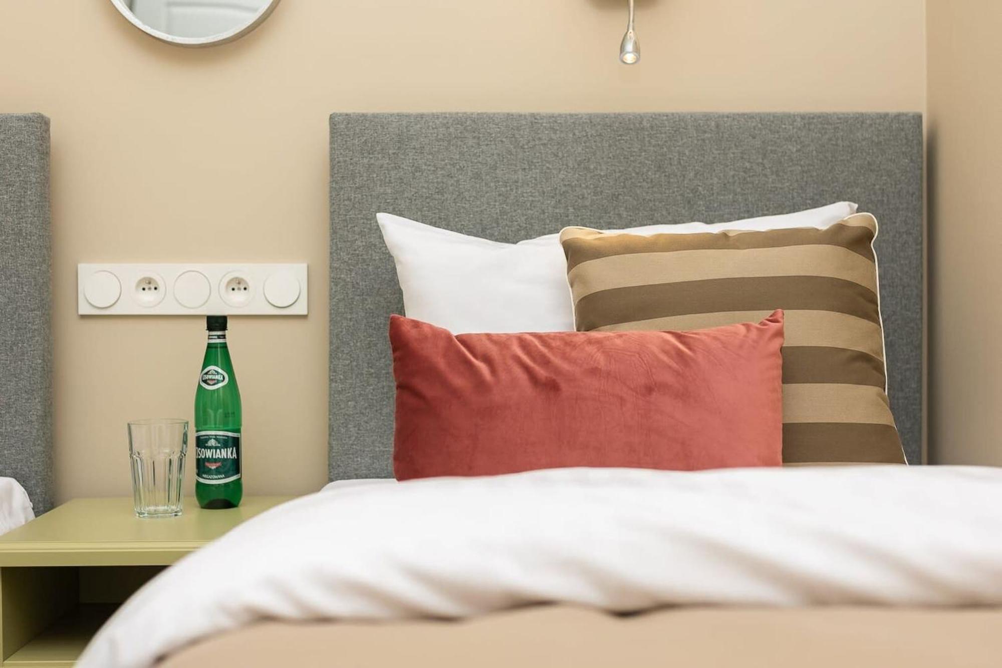 Rent Like Home - Krakowskie Przedmiescie 12 Warschau Buitenkant foto